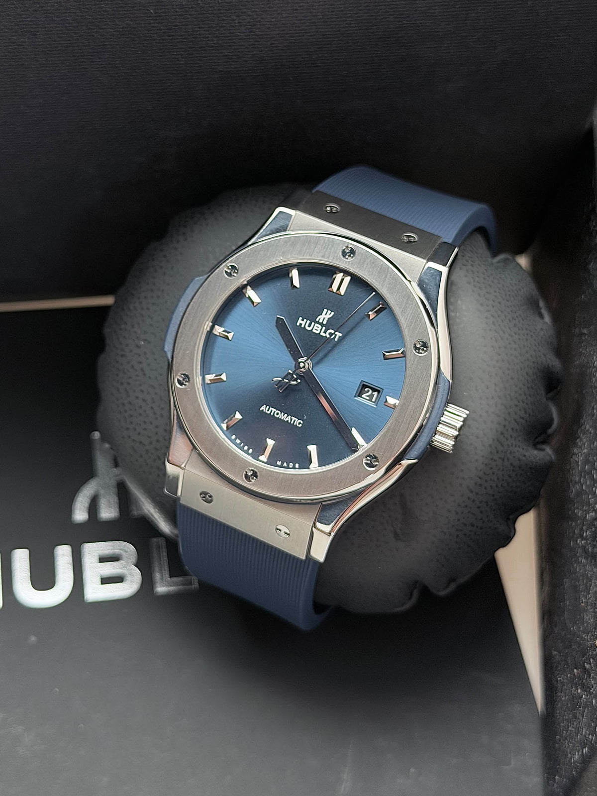 Hublot Classic Fusion Titanium Blue 42mm