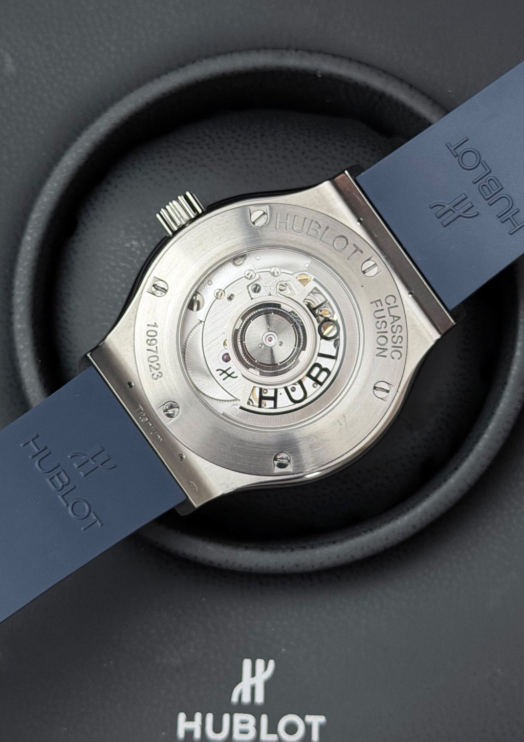Hublot Classic Fusion Titanium Blue 42mm