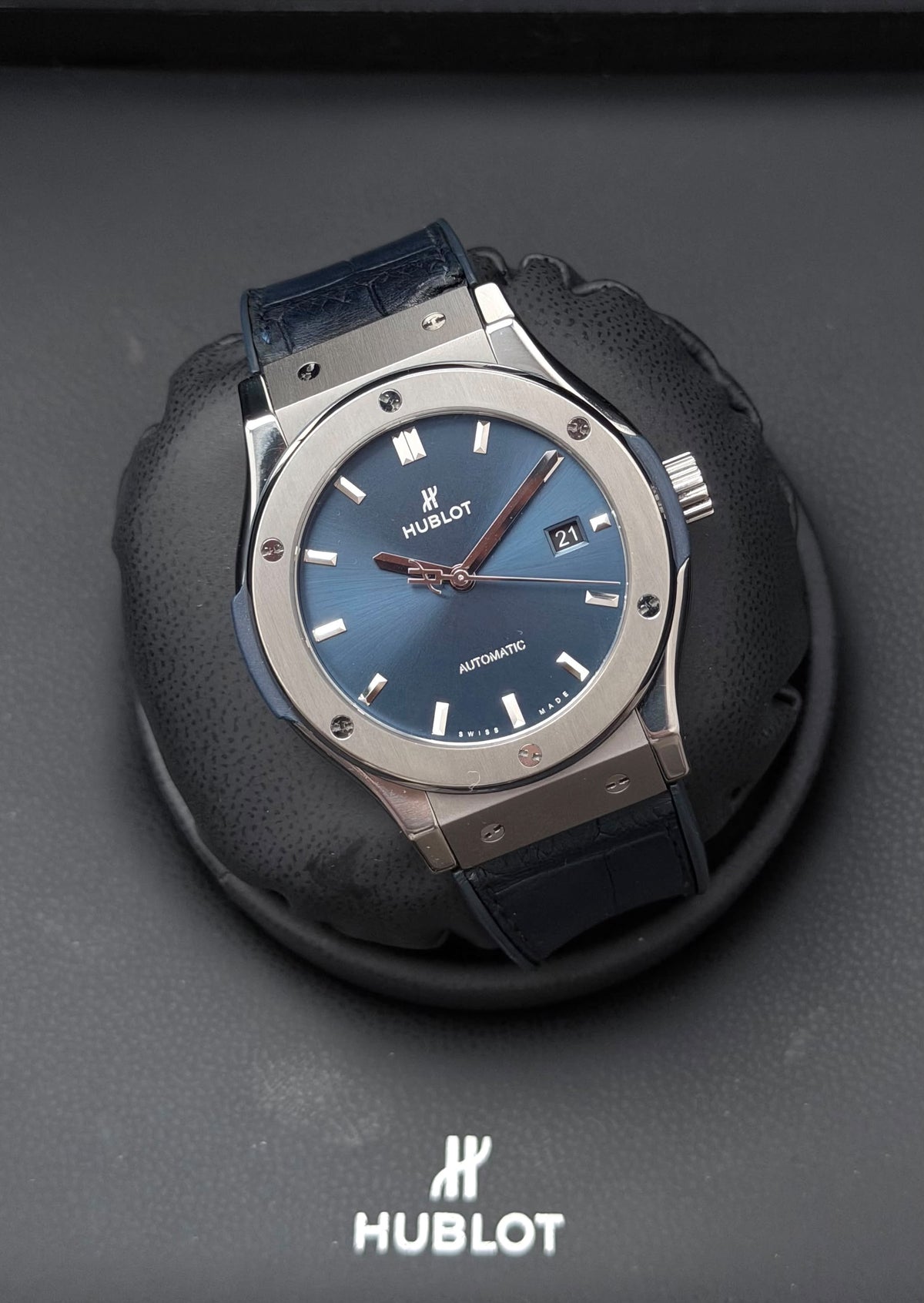 Hublot Classic Fusion Titanium Blue 42mm